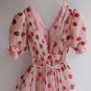 Lirika Matoshi Strawberry Midi Dress XXL